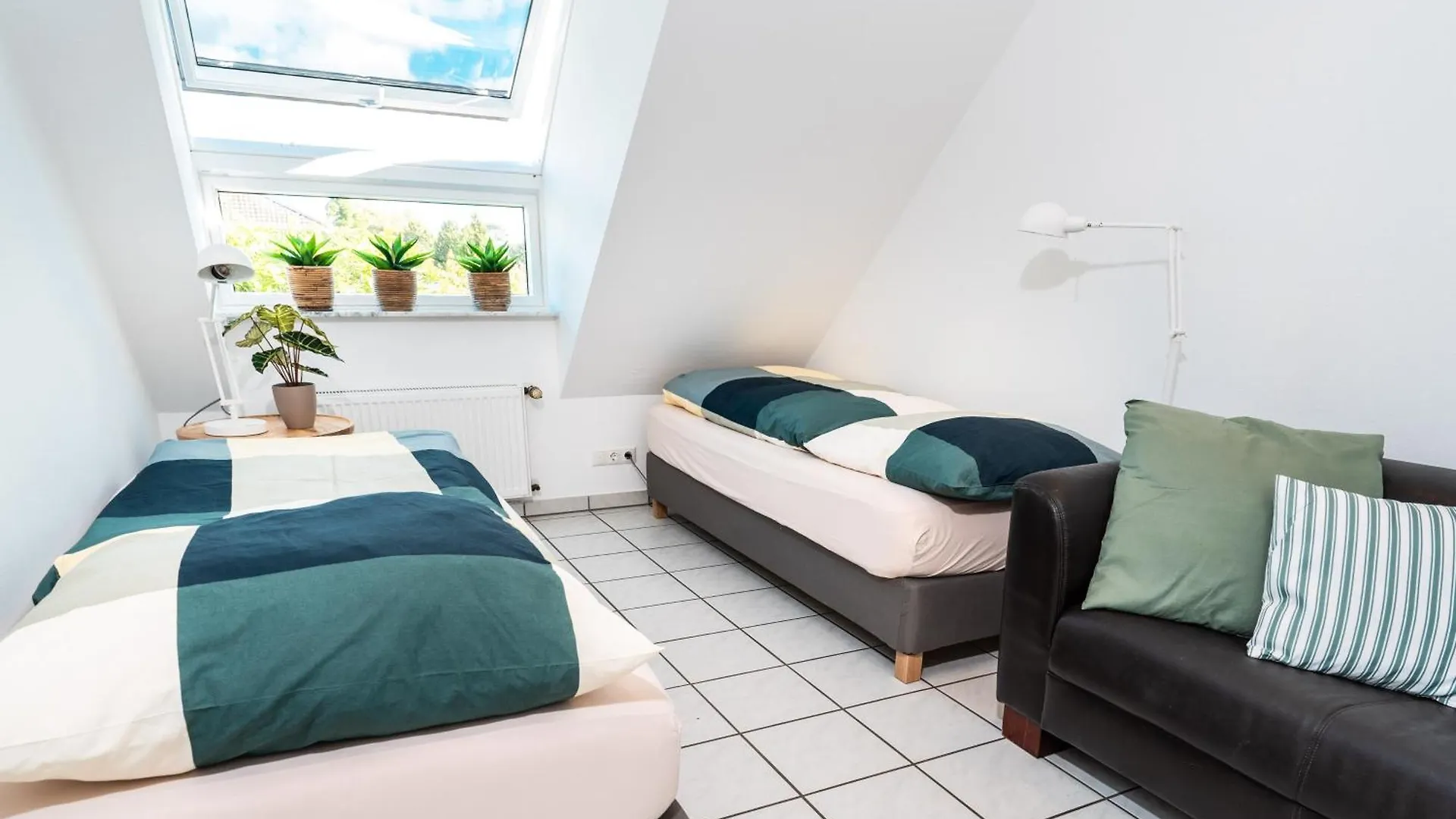 Moderne 3-Zimmer Wohnung Naehe Messe كولونيا شقة