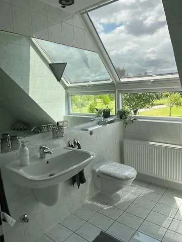 Moderne 3-Zimmer Wohnung Naehe Messe كولونيا شقة